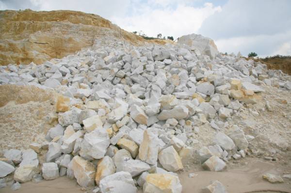Quartz sand raw material